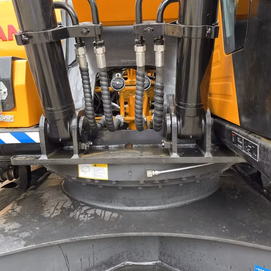 중국 브랜드 Sany Sy215c PRO Sy215c는 좋은 가격으로 굴착기 Seocndhand 파는 기계를 사용했습니다.